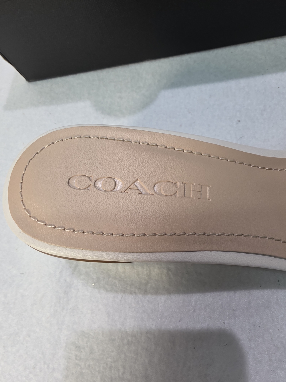 Coach Women's Cream Maggi Leather Block Heel Slide - Picture 5 of 12